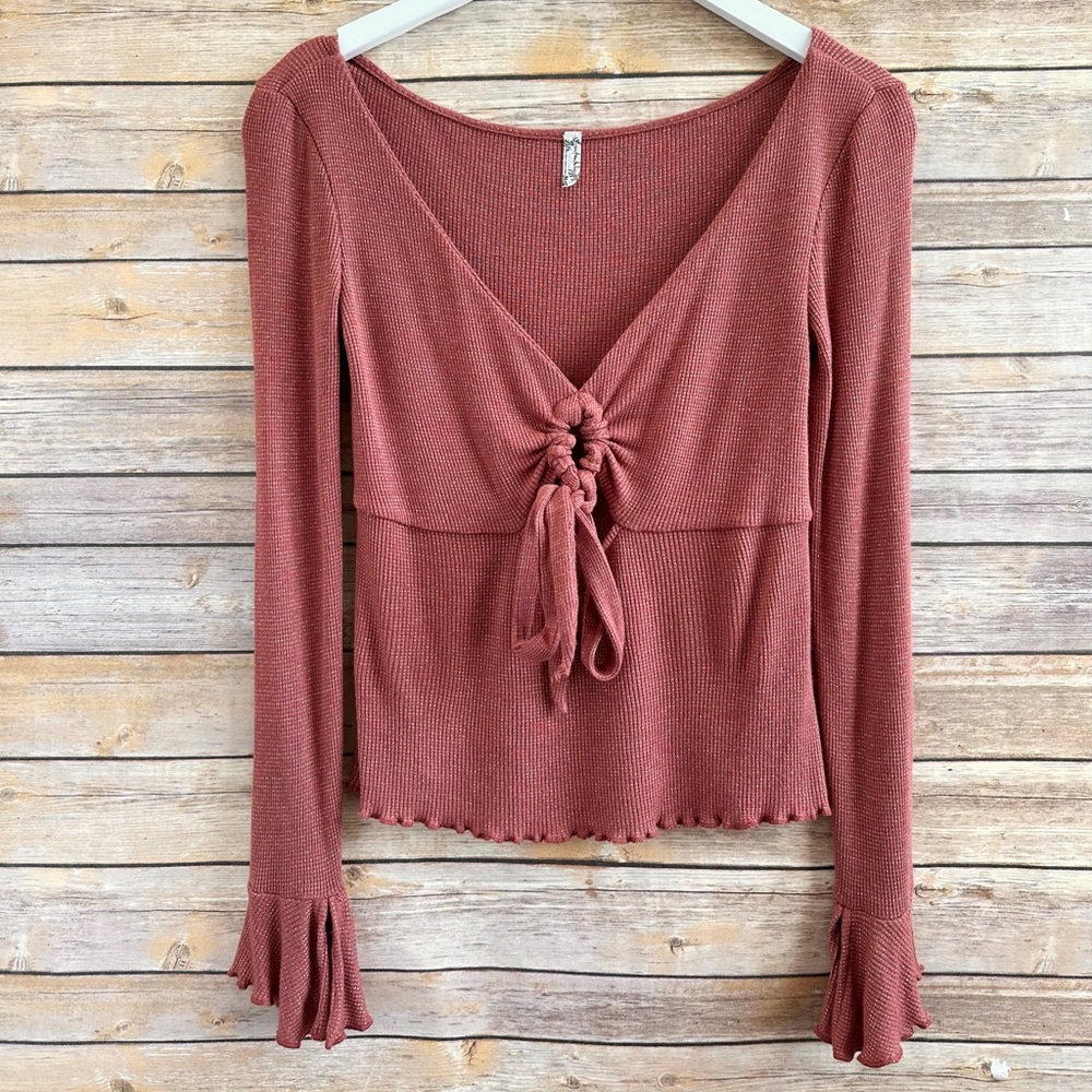 Intimately Free People Top Women’s Size Small Say When  Thermal Metallic Cut Out